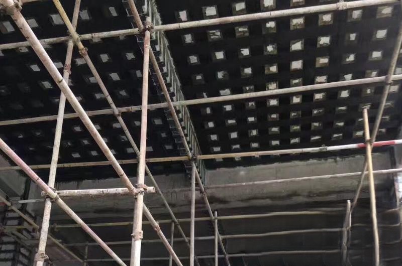 个旧碳纤维加固施工技术操作的关键方法