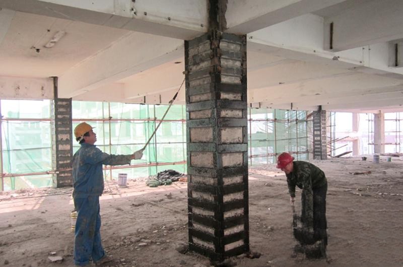 个旧型钢外包钢加固施工的质量怎么做检测？